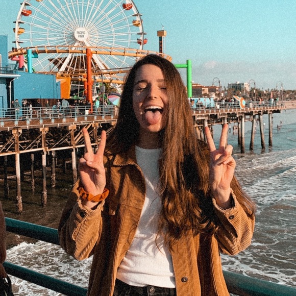 julieozeruga